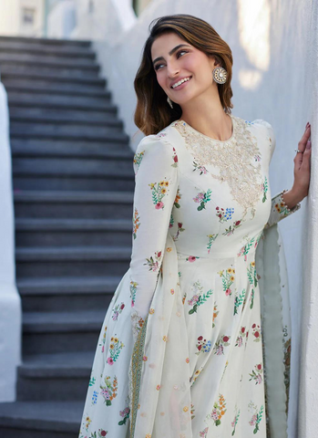 Vintage Floral Threadwork Ensemble: Exquisite Summer Ready Set by Avelina